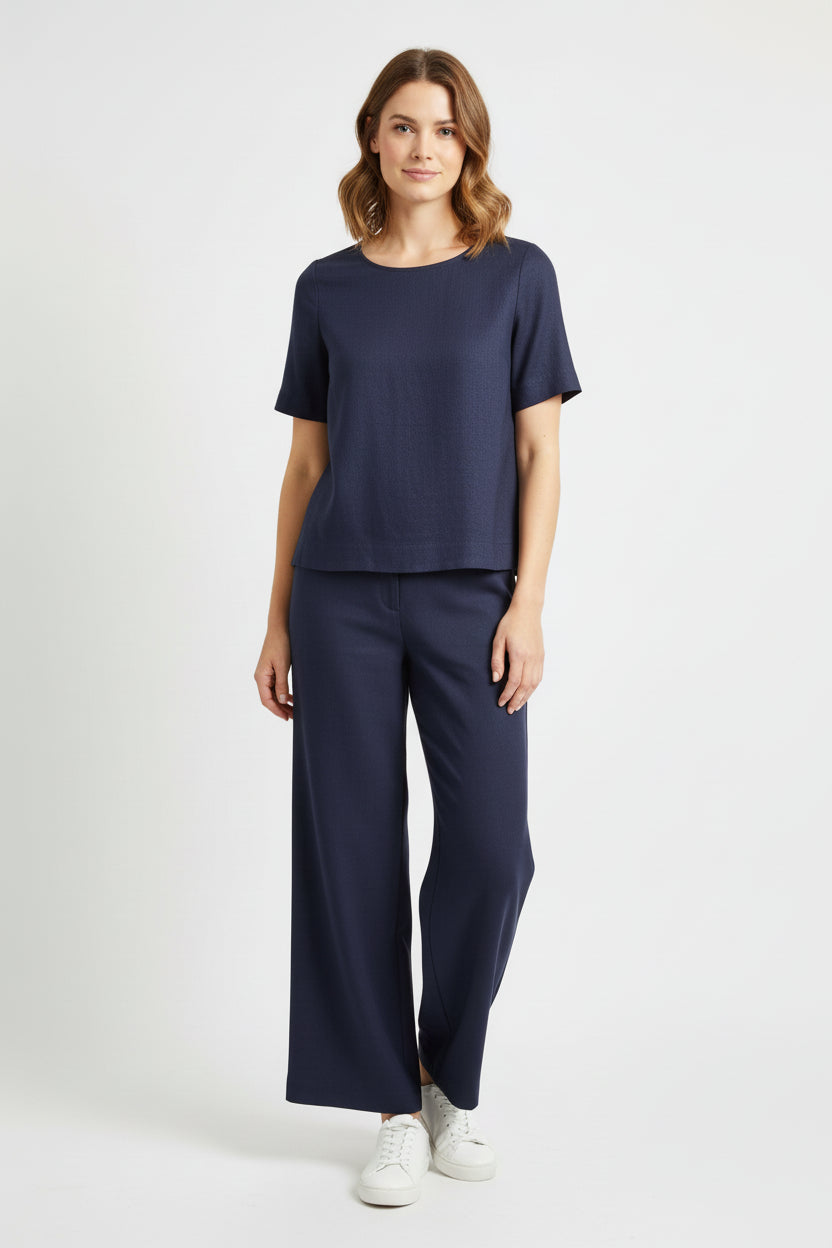 Plain short-sleeved linen t-shirt