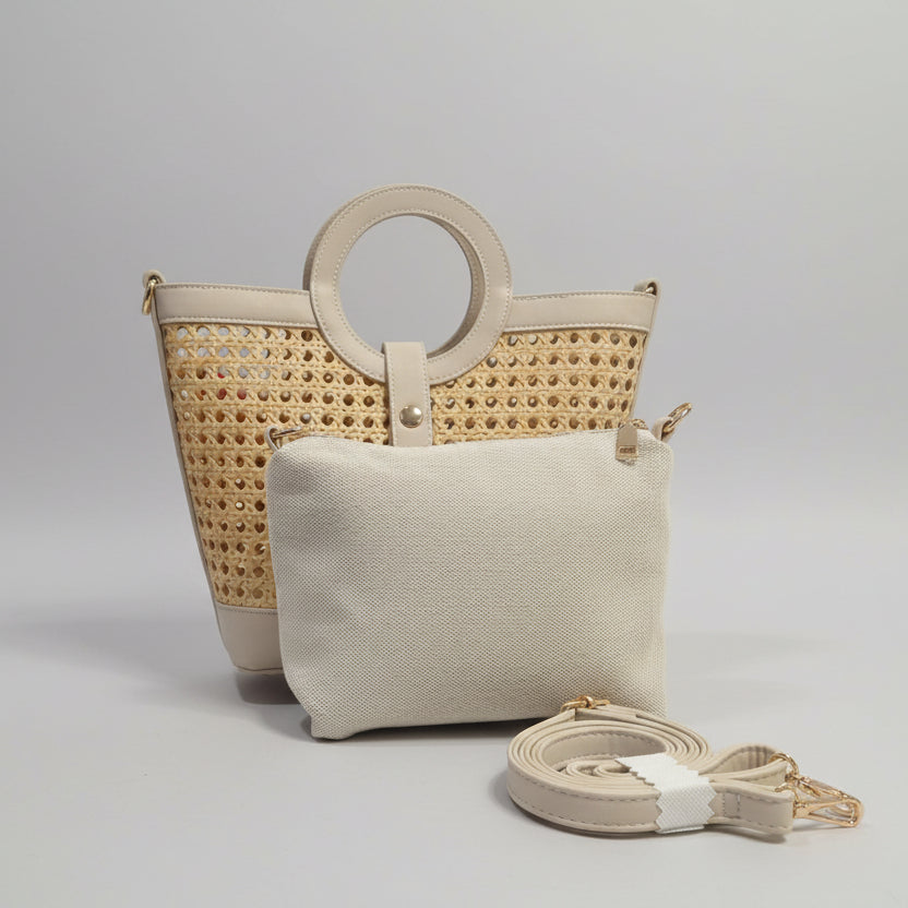 Straw bag