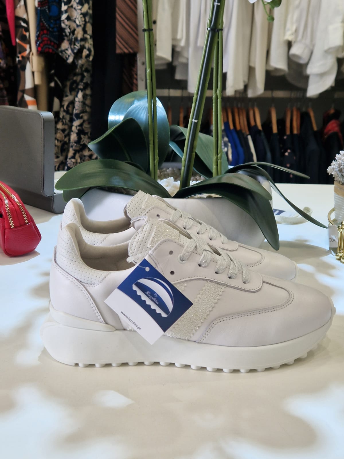 Sapatilha em pele Ref. 250438