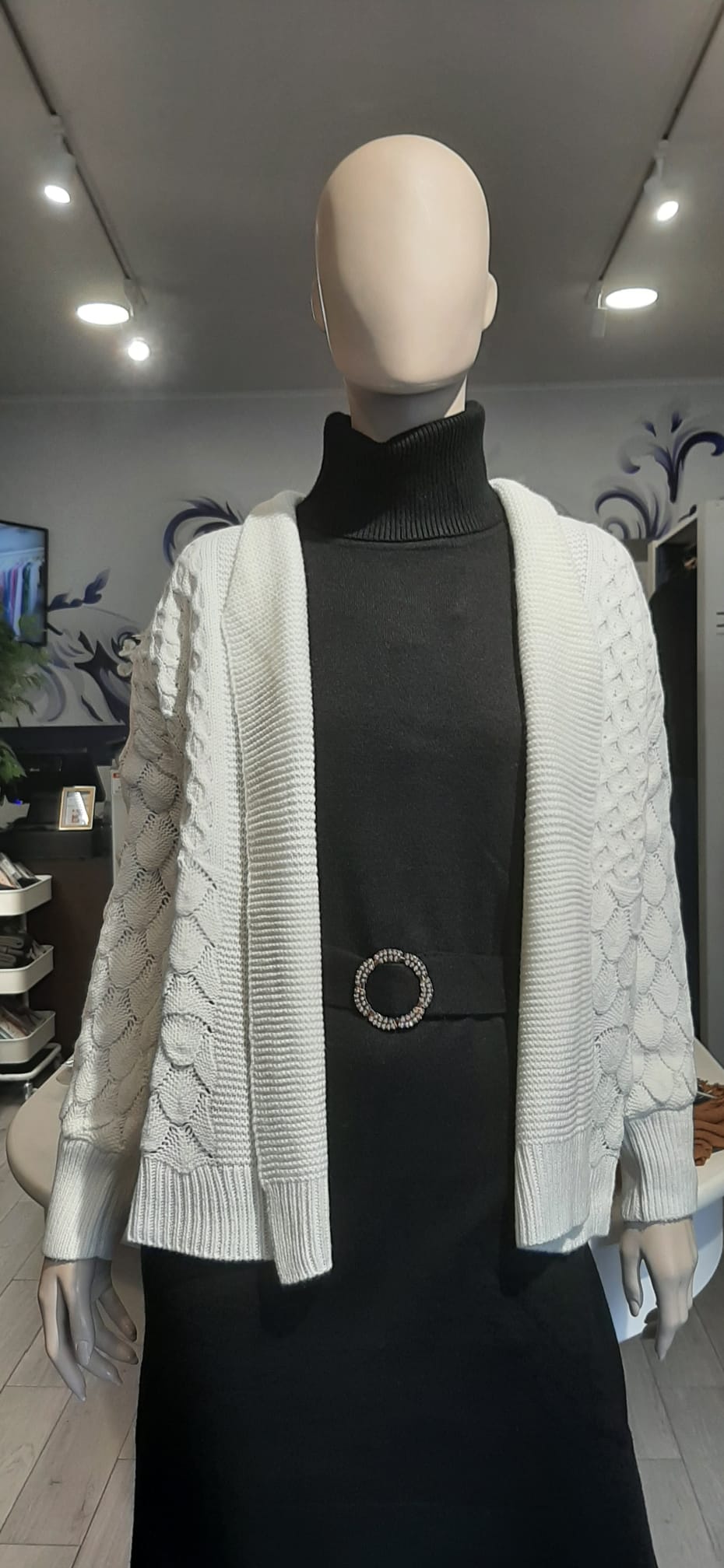 Cardigan curto Ref. 245106