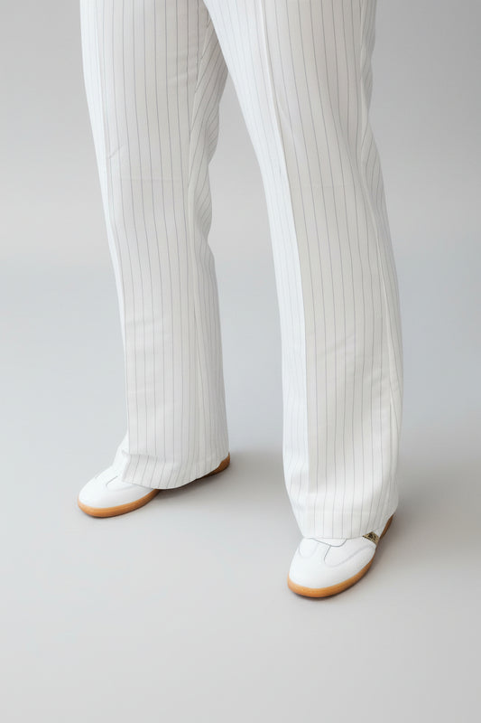 Calça de fato risca de giz