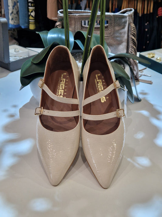 Sapato de verniz em pele Ref.549980