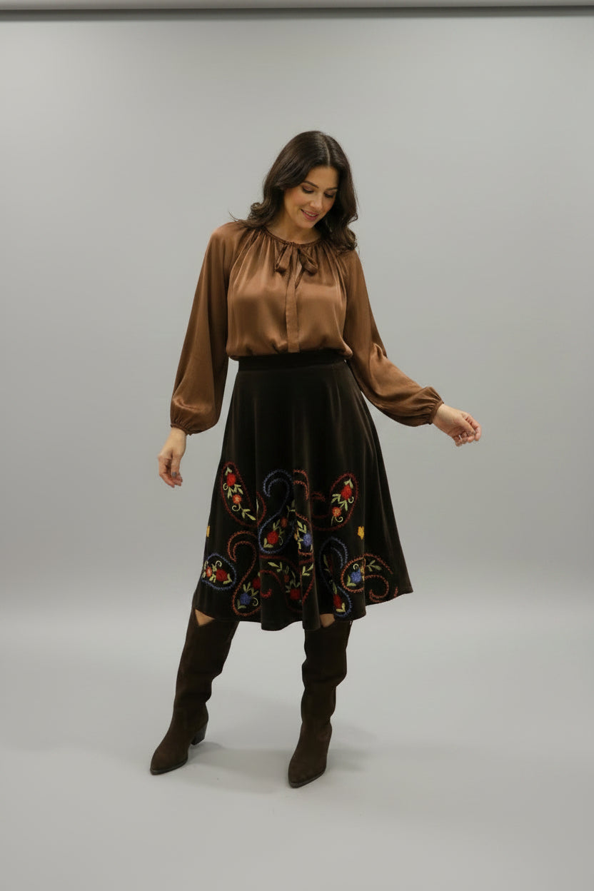 Velvet embroidered skirt Ref. 4100018