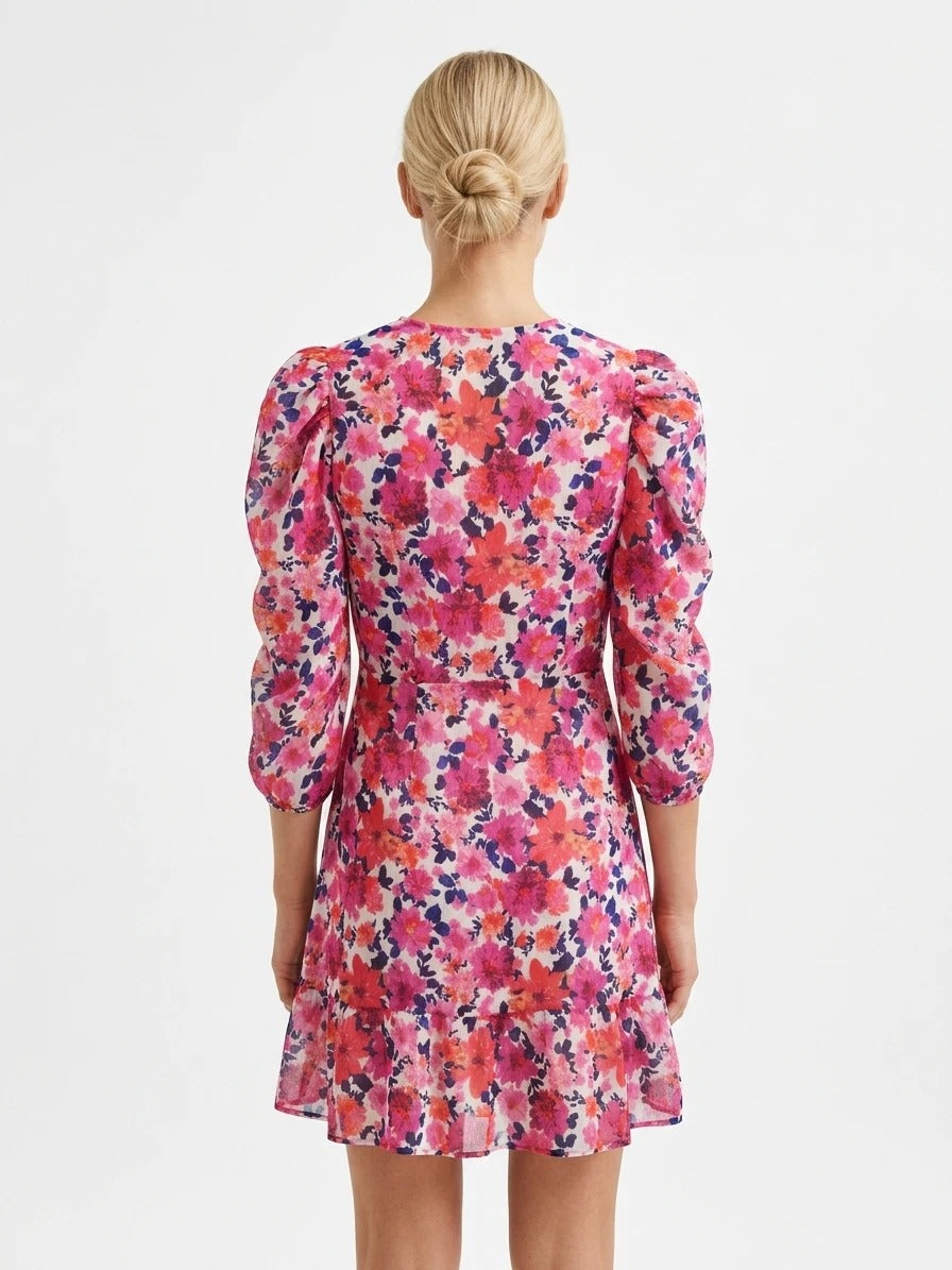 Vestido curto com padrão