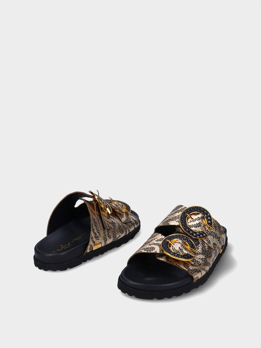 Leather slipper