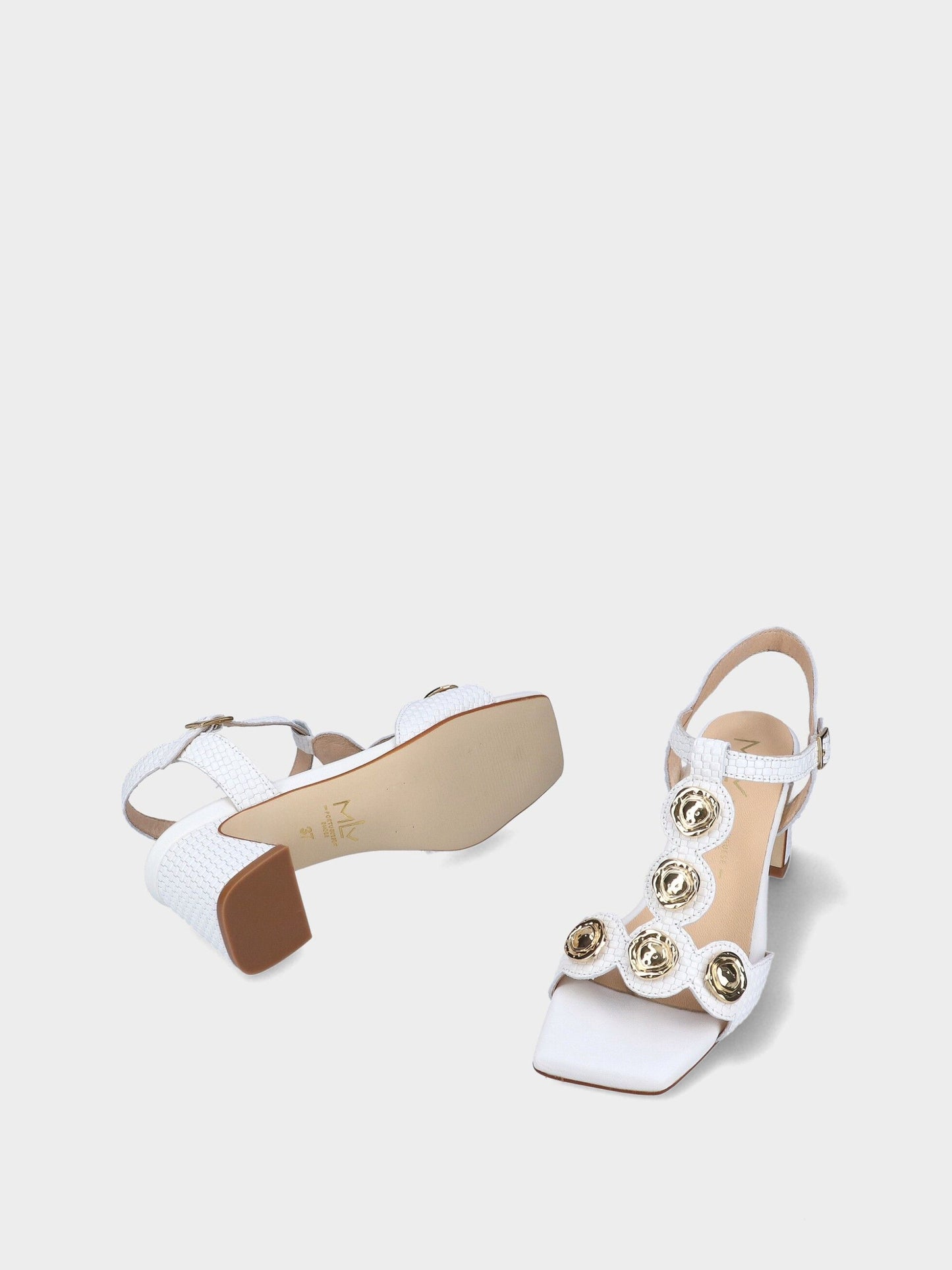 Leather sandal