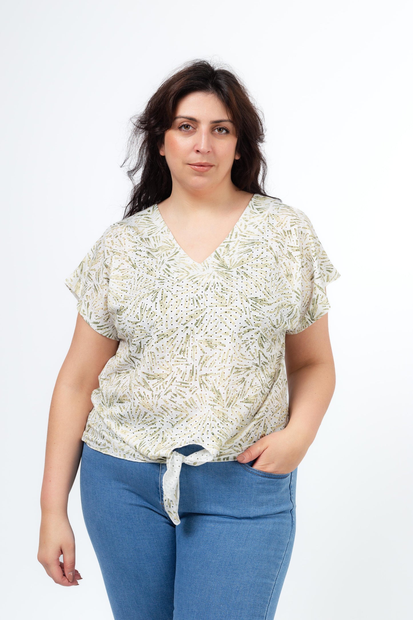 Patterned blouse with knot