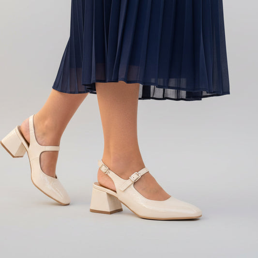Leather shoe