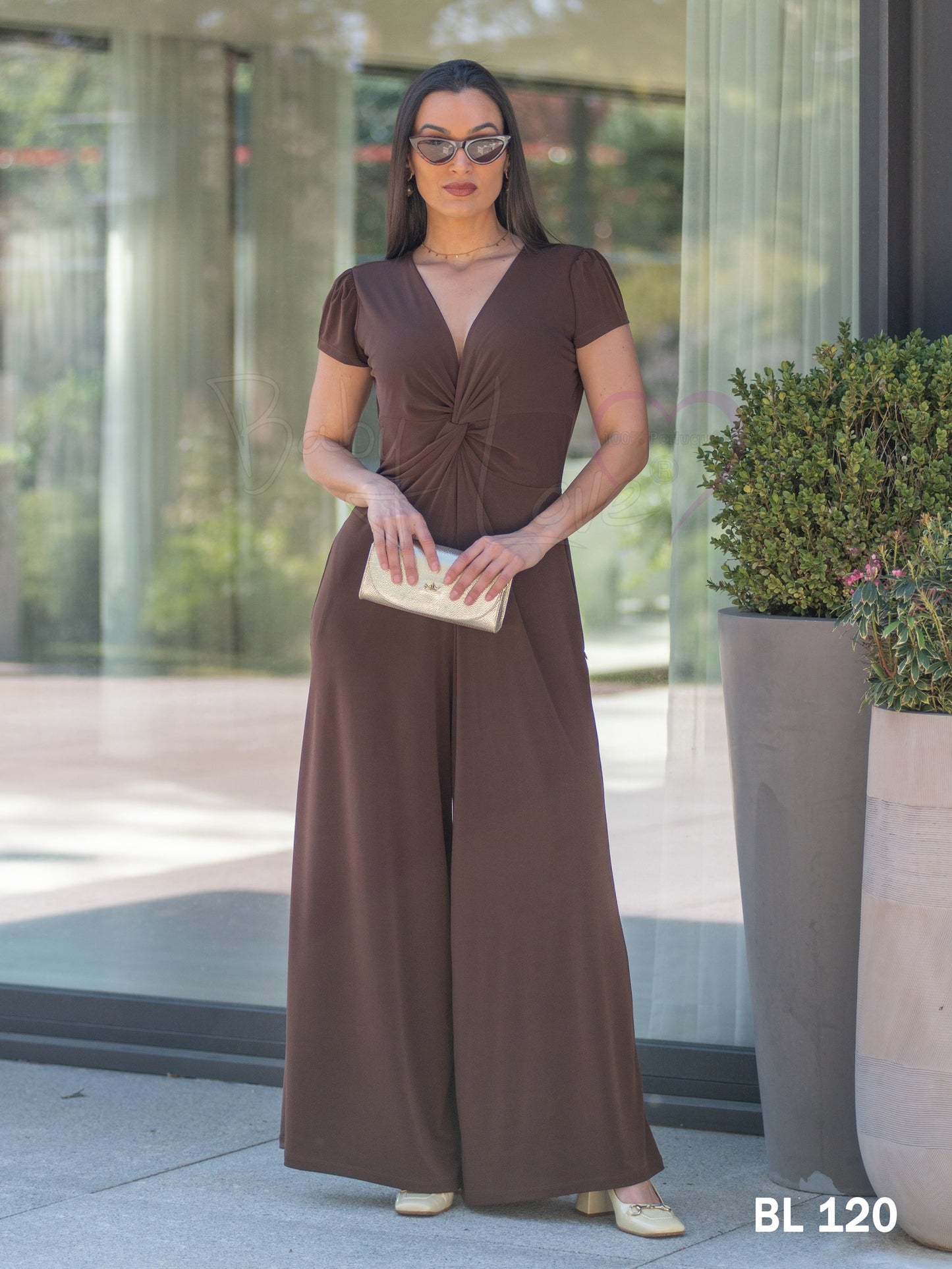 Long jumpsuit with knot