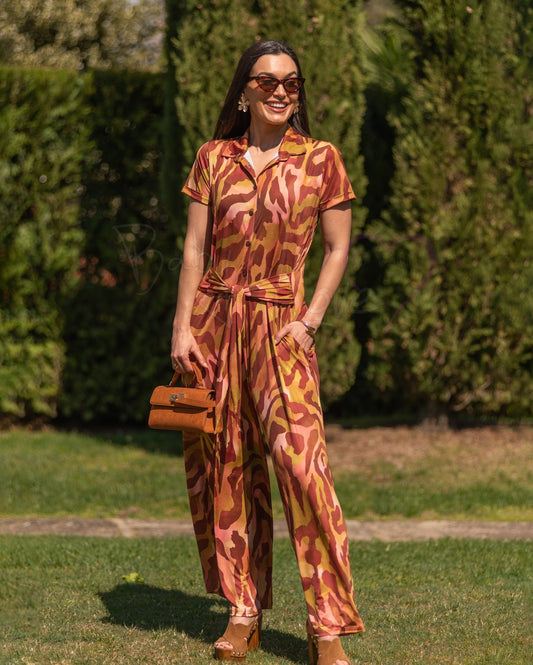 Long jumpsuit with pattern