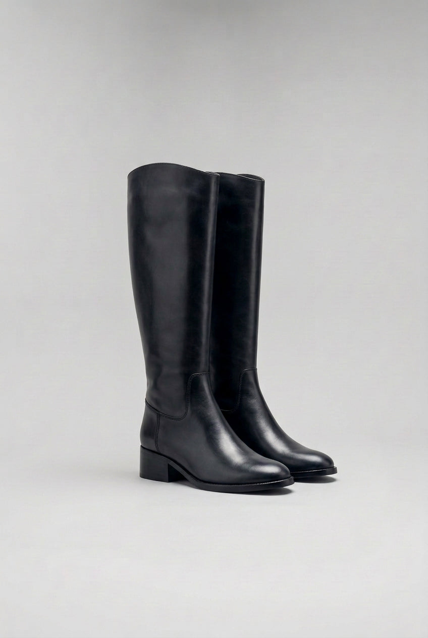Bota em pele