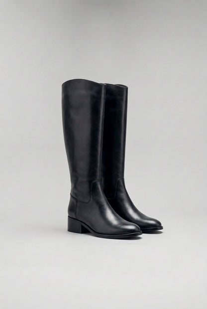 Bota em pele