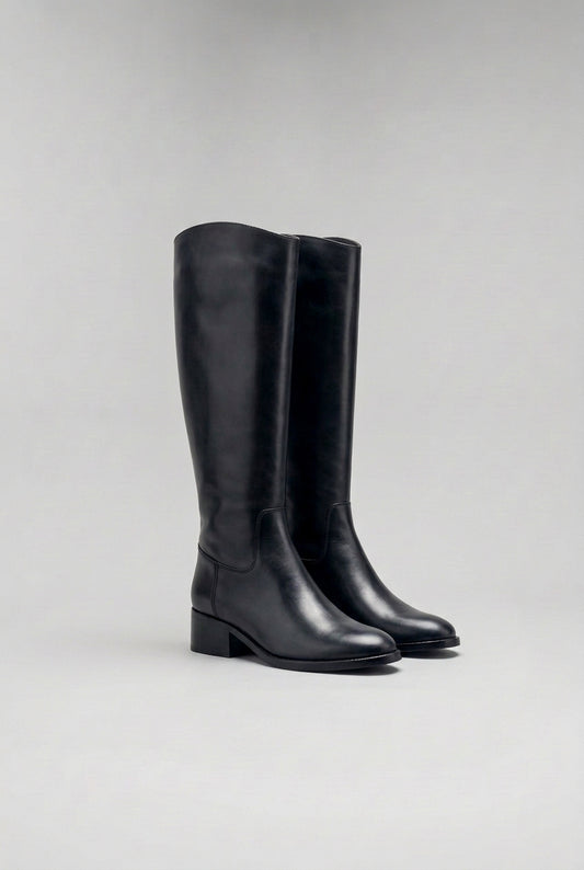 Bota em pele