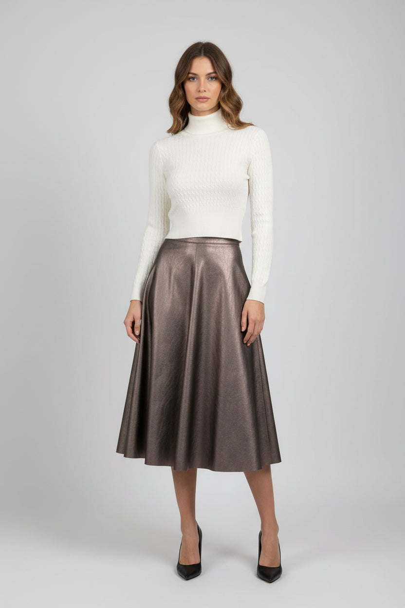 Plain faux leather skirt. Ref. 810