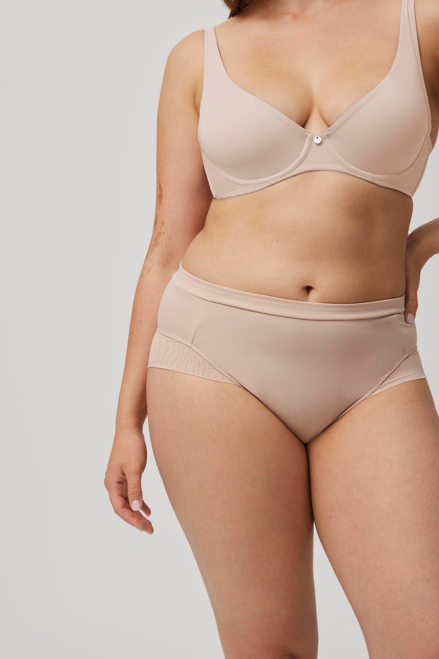 YM Cueca alta confortável Ref. 19342