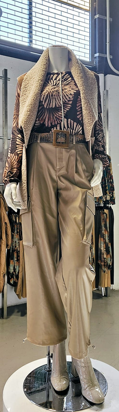 Cargo pants in eco-leather Ref. 942586