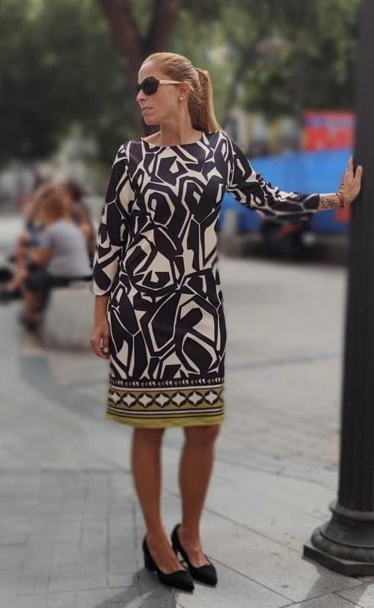 Vestido curto com padrão Ref. 2413455