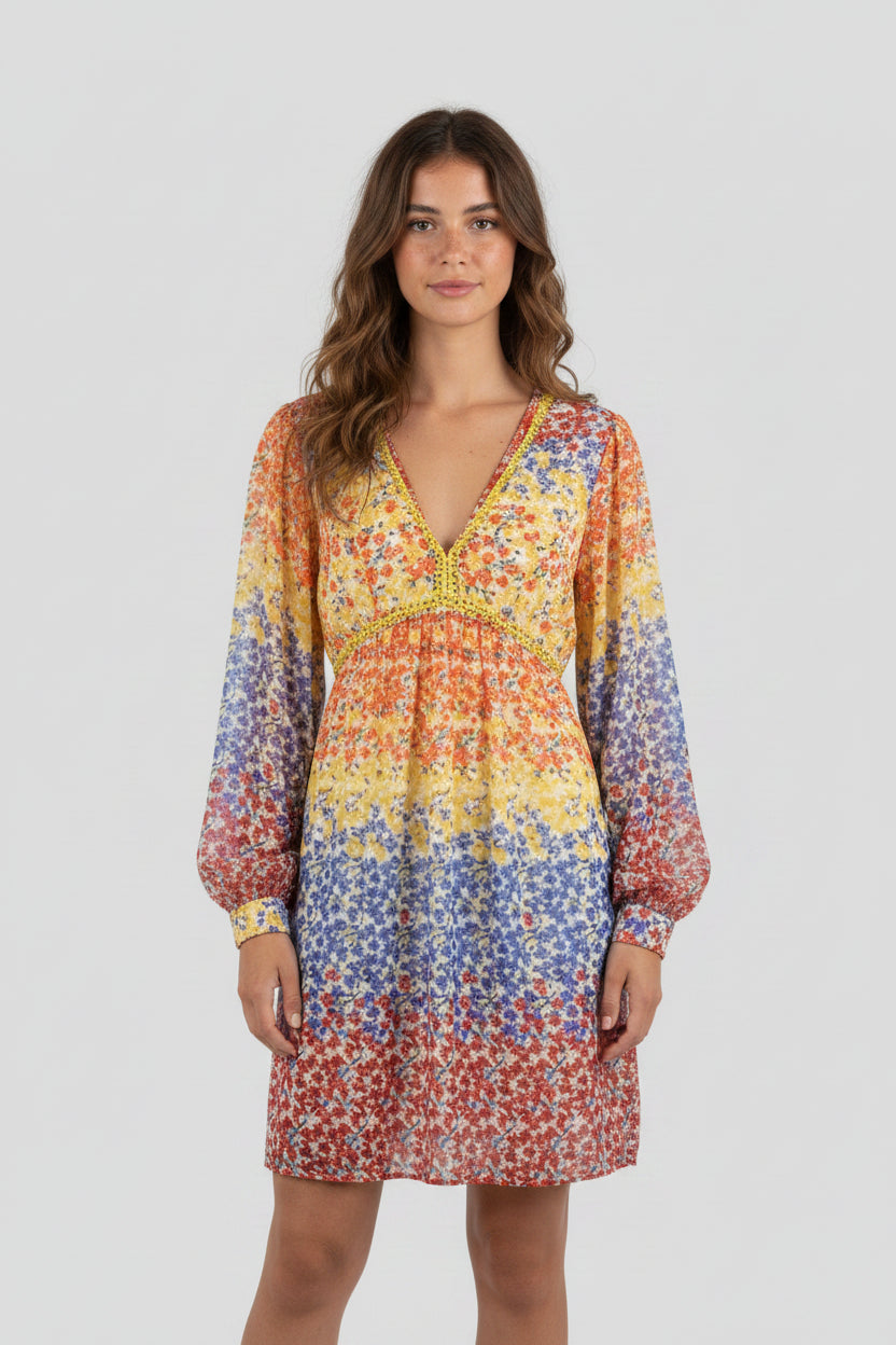 Vestido curto com padrão