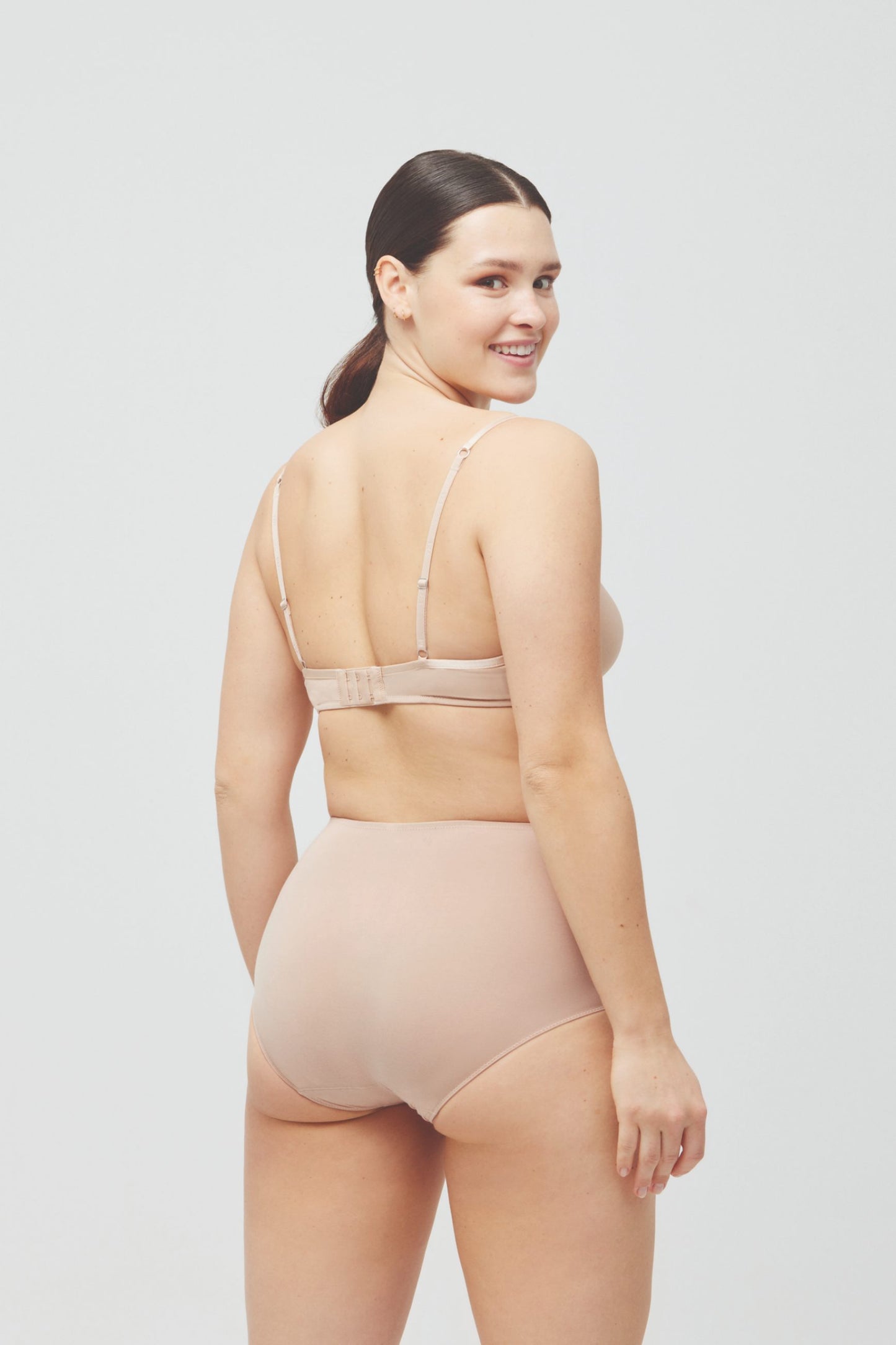 YM Cueca redutora  Ref. 19333