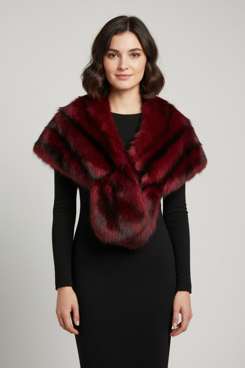 Fur stole. Ref. 2371018