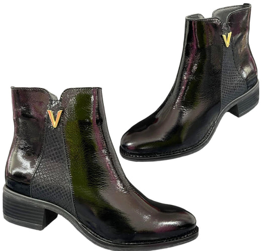 Bota em Pele Ref. 24073