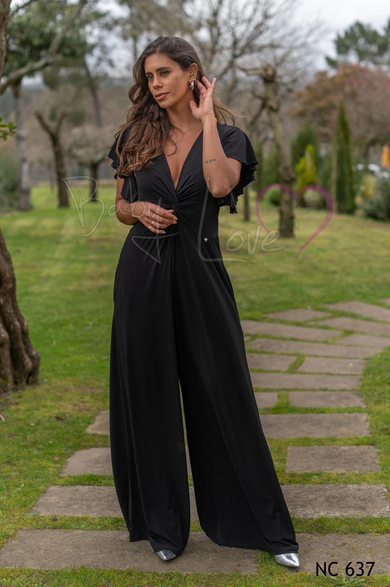 Long, plain jumpsuit with knot detail, Ref. 244637