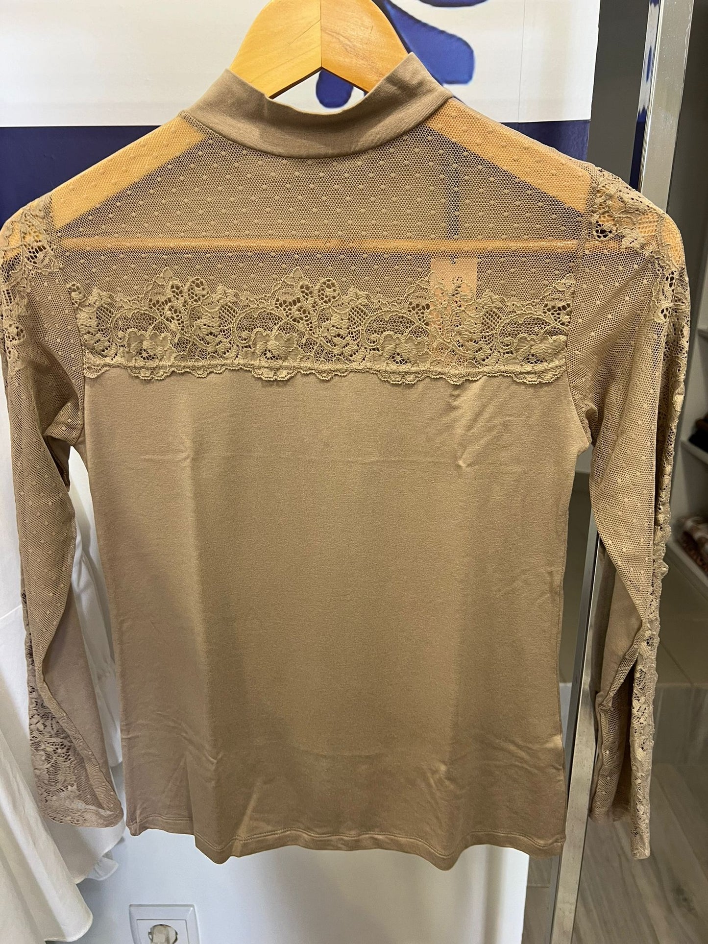 Camisola Interior rendada c/ gola Ref.8399