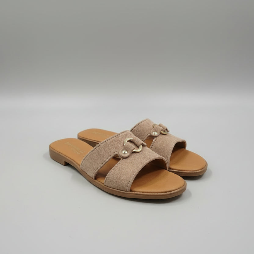 Leather slipper