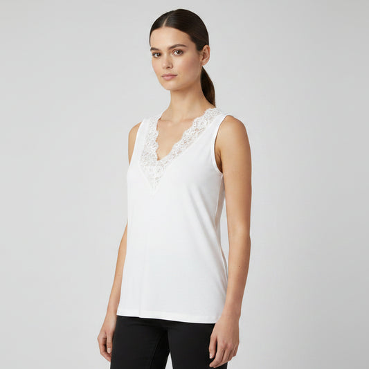 Camisola interior com renda
