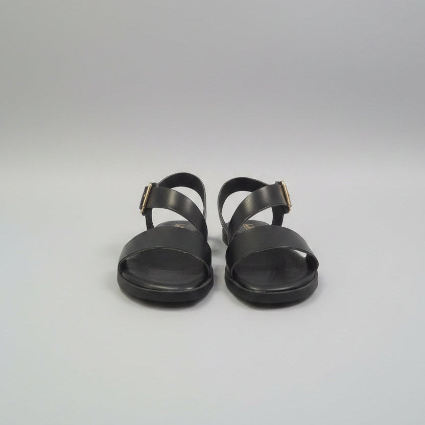 Leather sandal