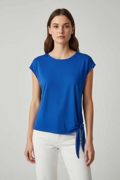 Blusa lisa com pormenor de nó