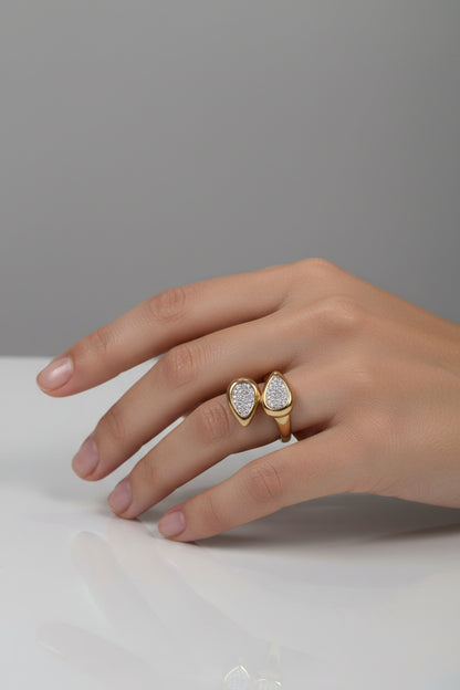 Ring with stones and doubles