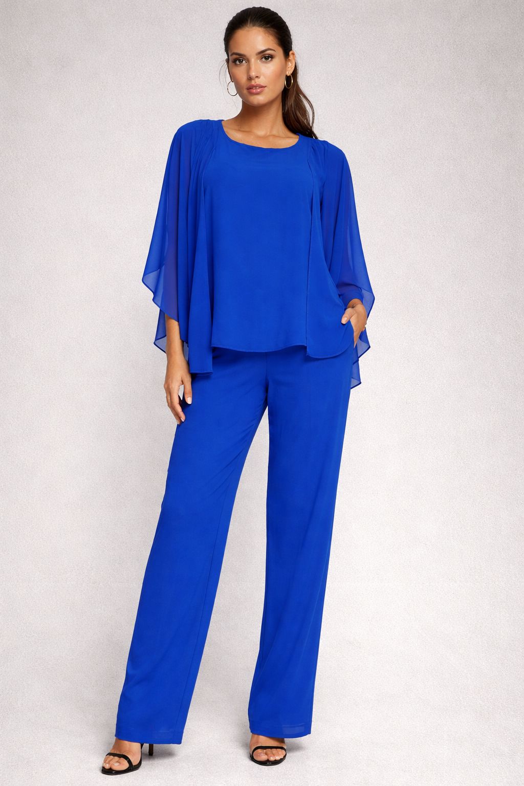 Pants and blouse set