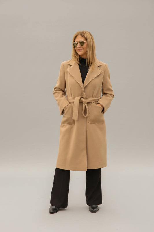 Plain overcoat with belt Ref. 245803