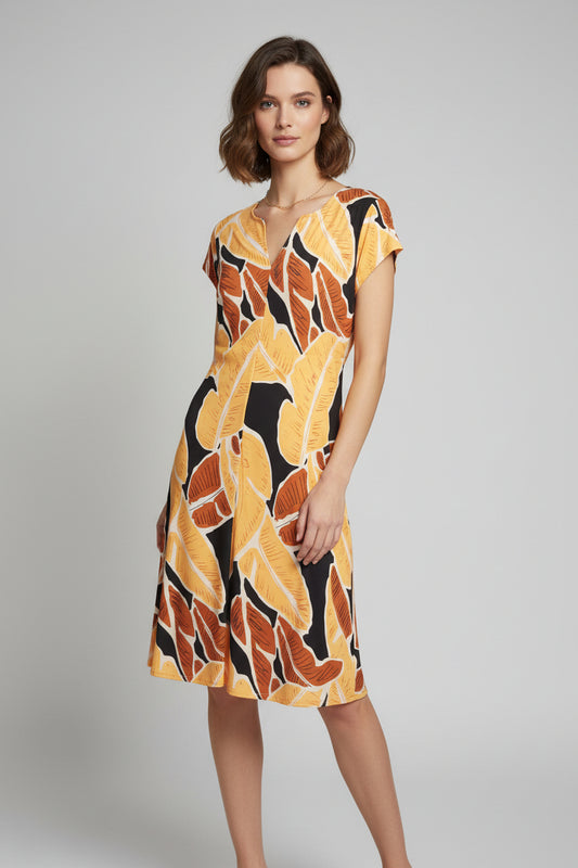 Short dress with print.