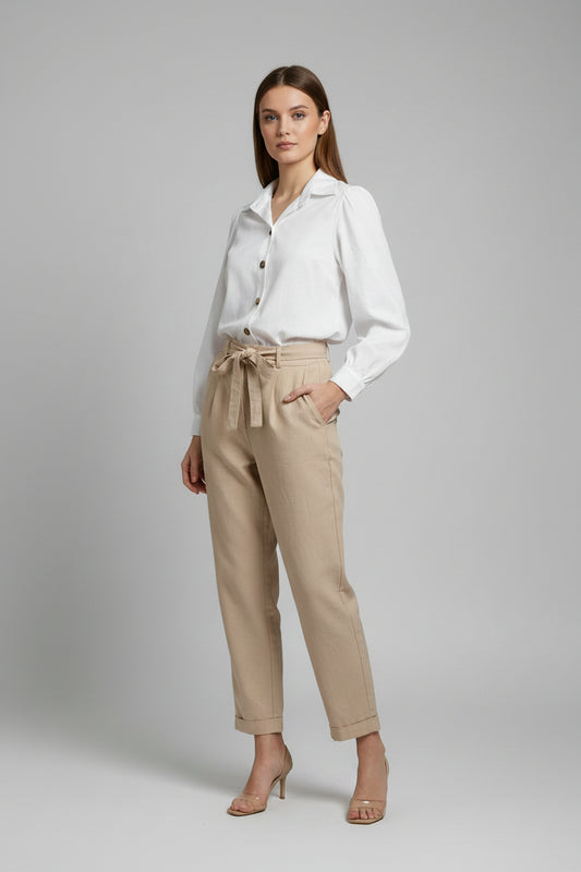 Calça de linho com cinto