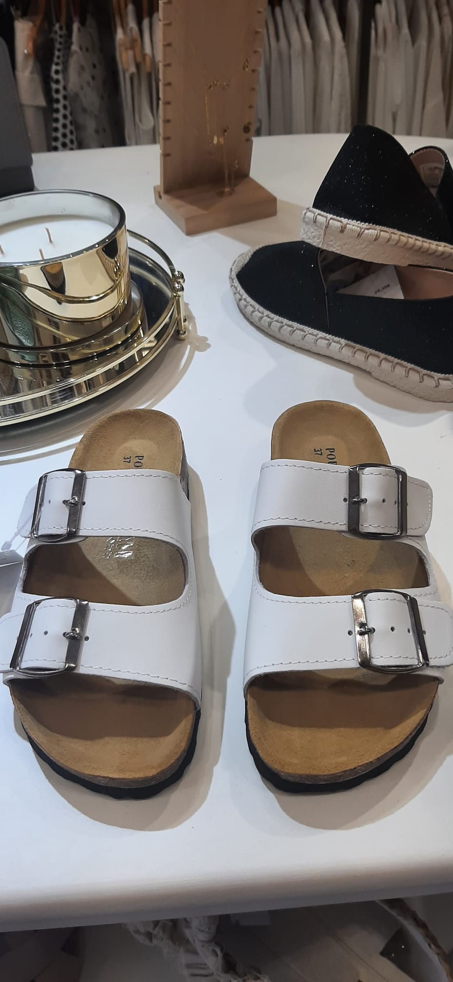 Leather slipper Ref. 207272