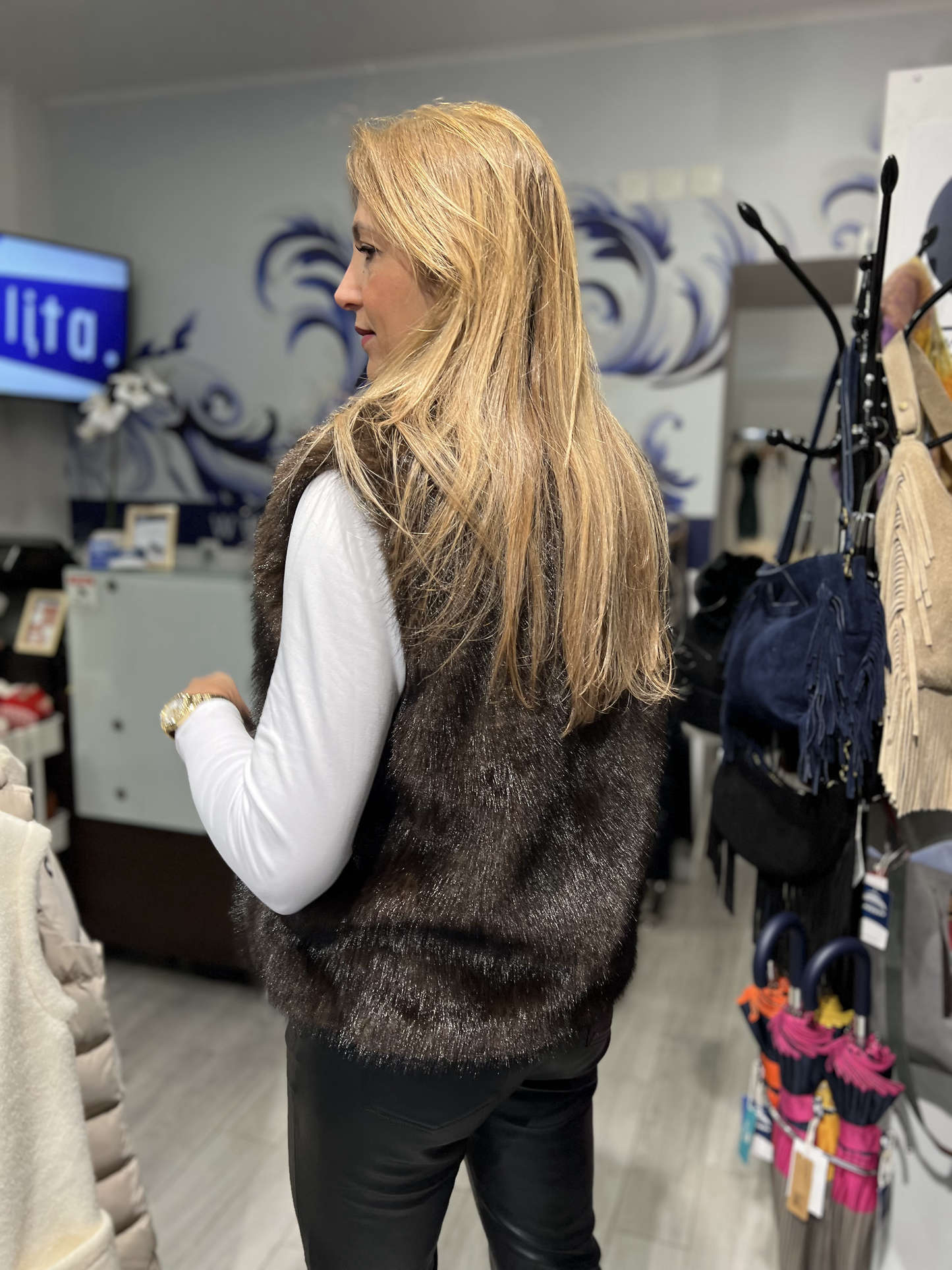 Colete de pelo curto Ref. 121813