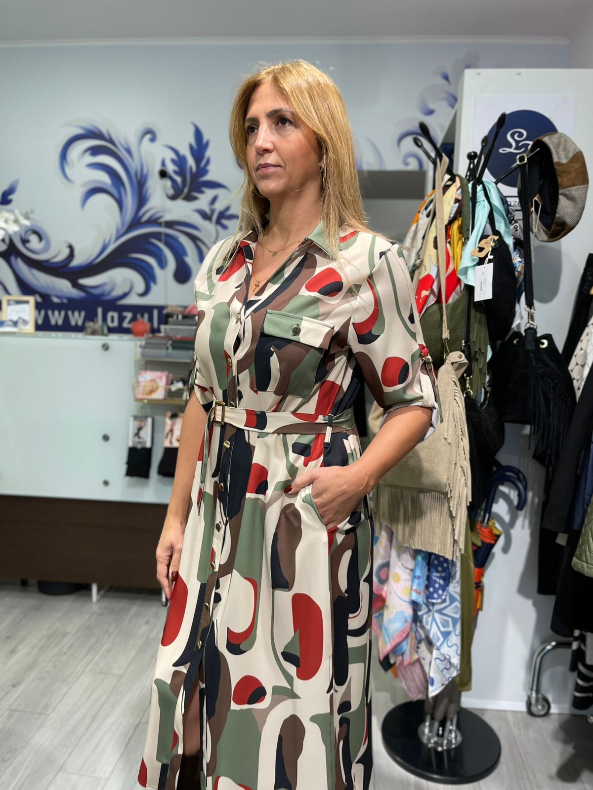 Vestido camiseiro com padrão Ref. 369530