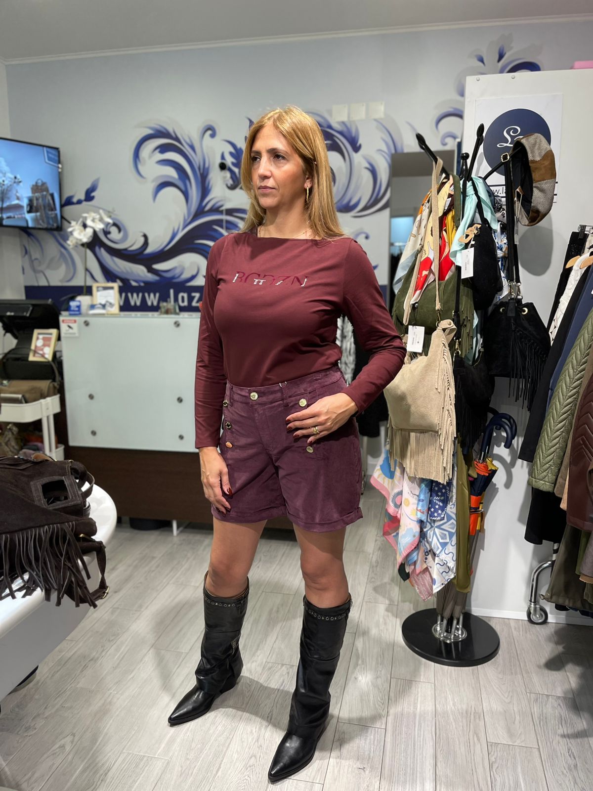 Camisola lisa com pormenor Ref. 521062