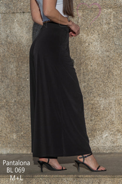 Plain wide-leg trousers Ref. 25069
