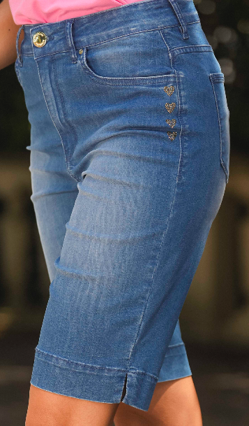 Shorts with appliqués Ref. 511150