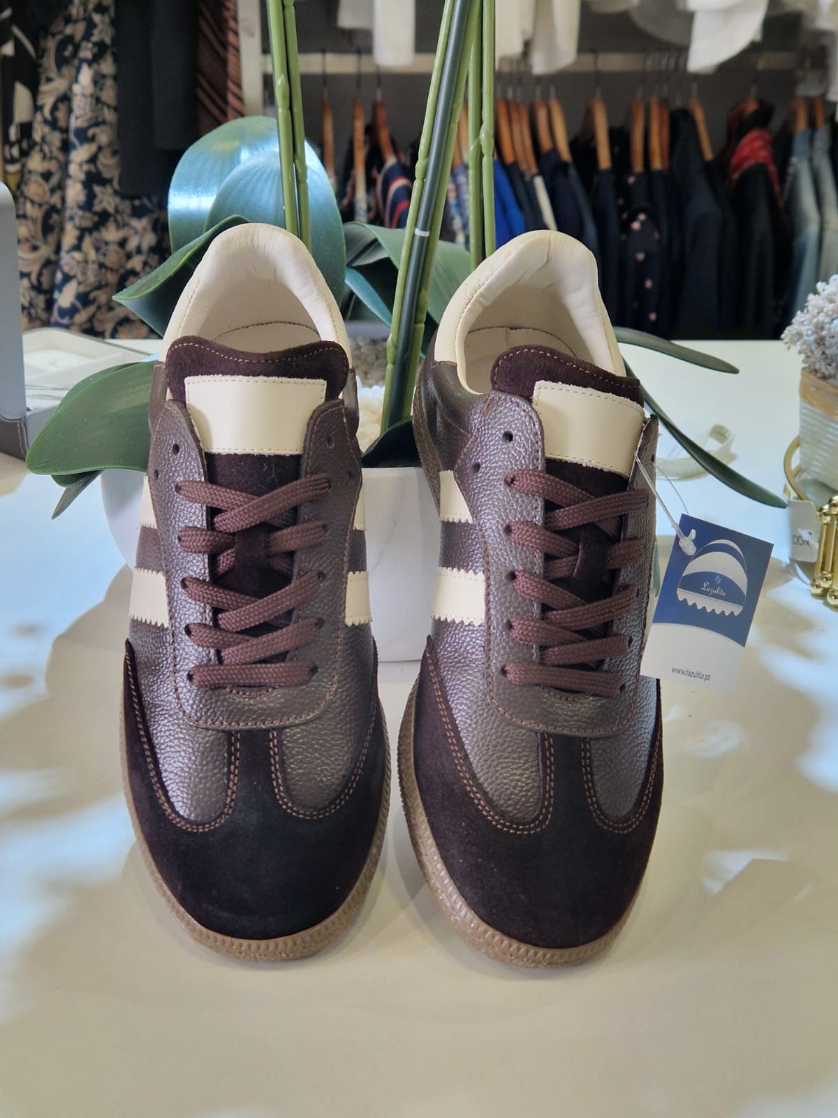 Sapatilha em pele Ref. 241127