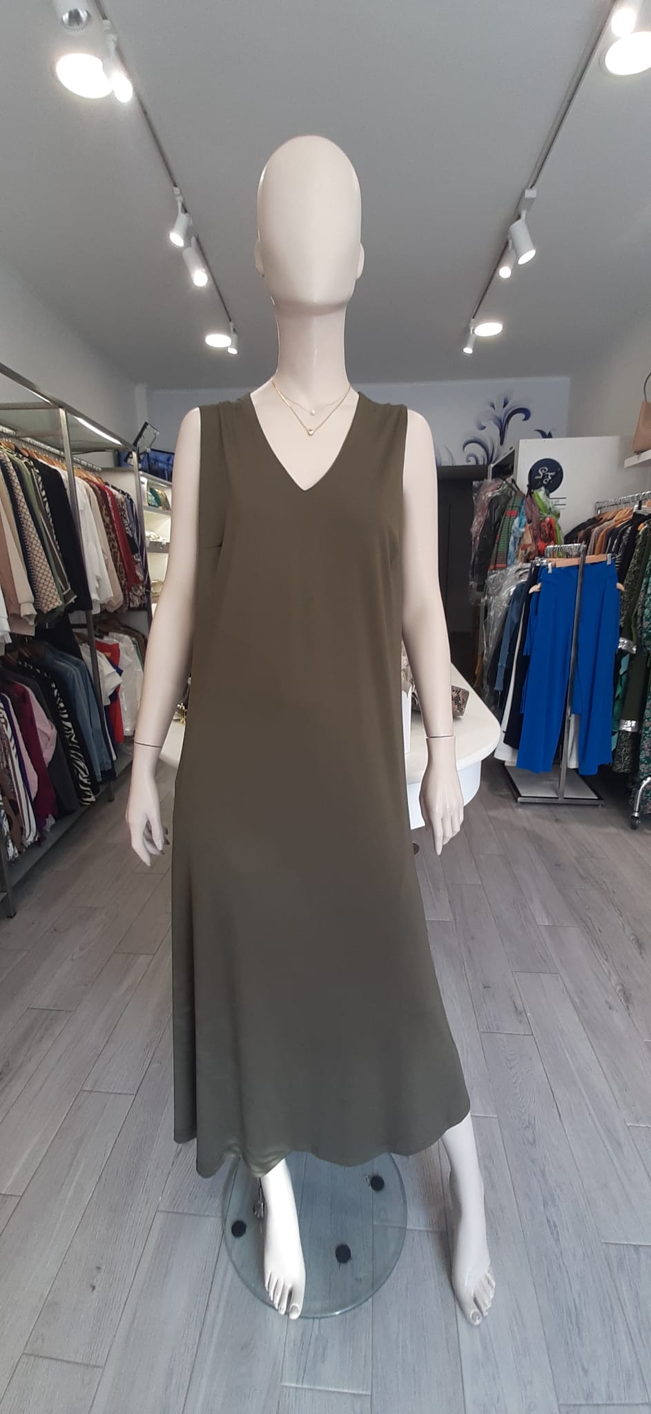 Vestido midi liso Ref. 511071