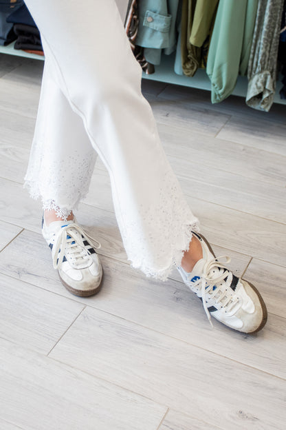 Embroidered trousers with appliqués Ref. 2436110