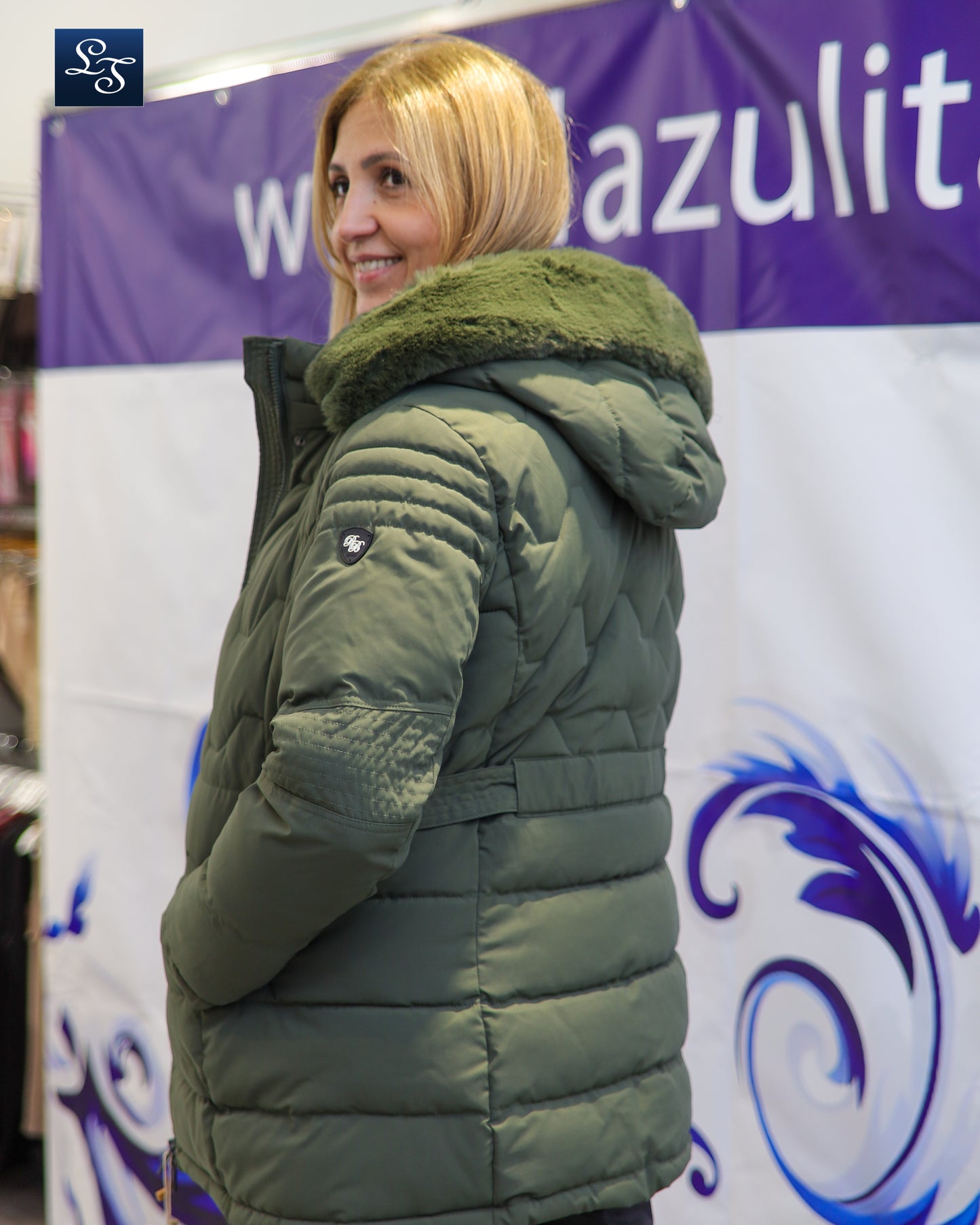 Casaco kispo com carapuço Ref. 245708