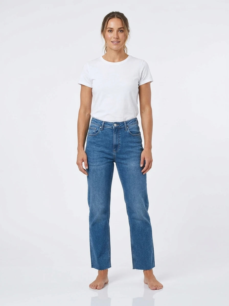 Straight short jeans